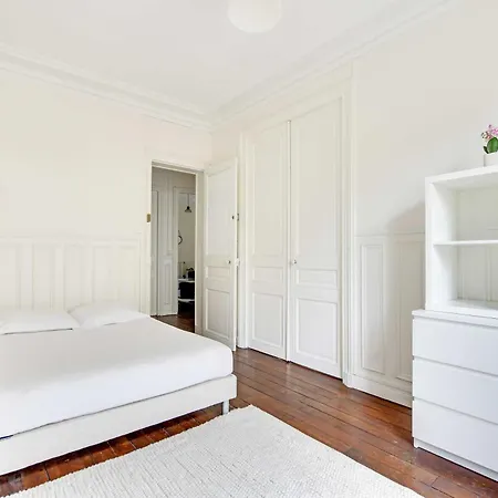 Cozy 2br 4p - 17th Paris